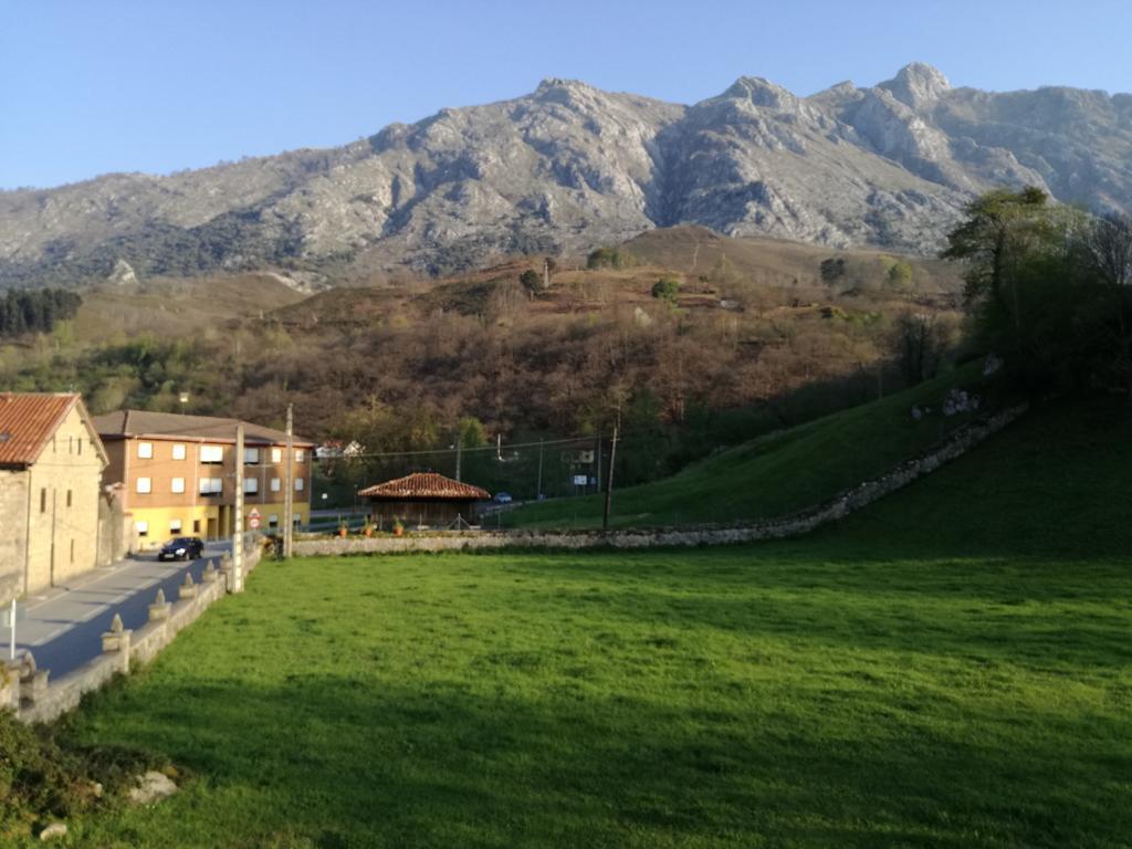 Pension Casano Arenas De Cabrales Luaran gambar